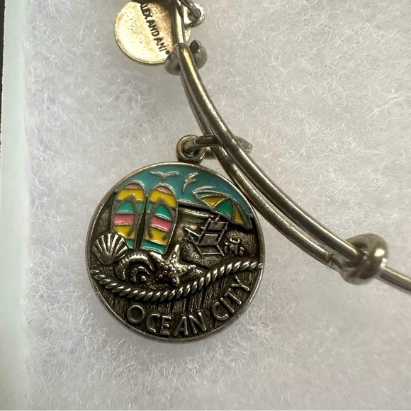 Alex and Ani Ocean City Maryland Limited Edition Bracelet Beach Flip Flops HTF - Picture 2 of 6
